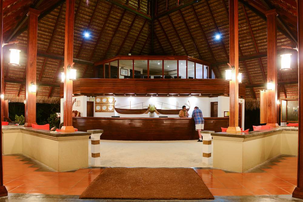 Cocktail Bar at Adaaran club Rannalhi thumbnail 2